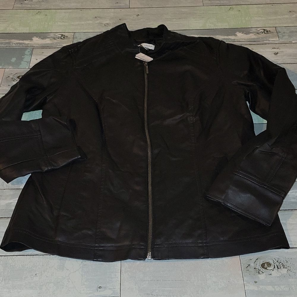 Christopher & Banks Jacket sz Medium NWT